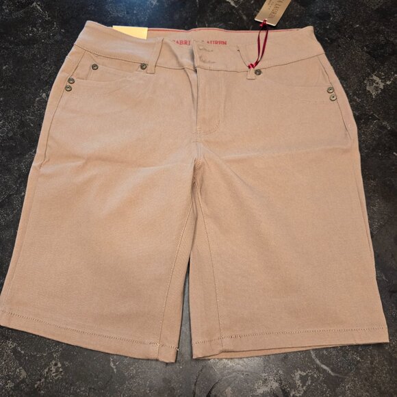 NWT SABRINA LAUREN Bermuda shorts SZ 10 NWT - Picture 1 of 10